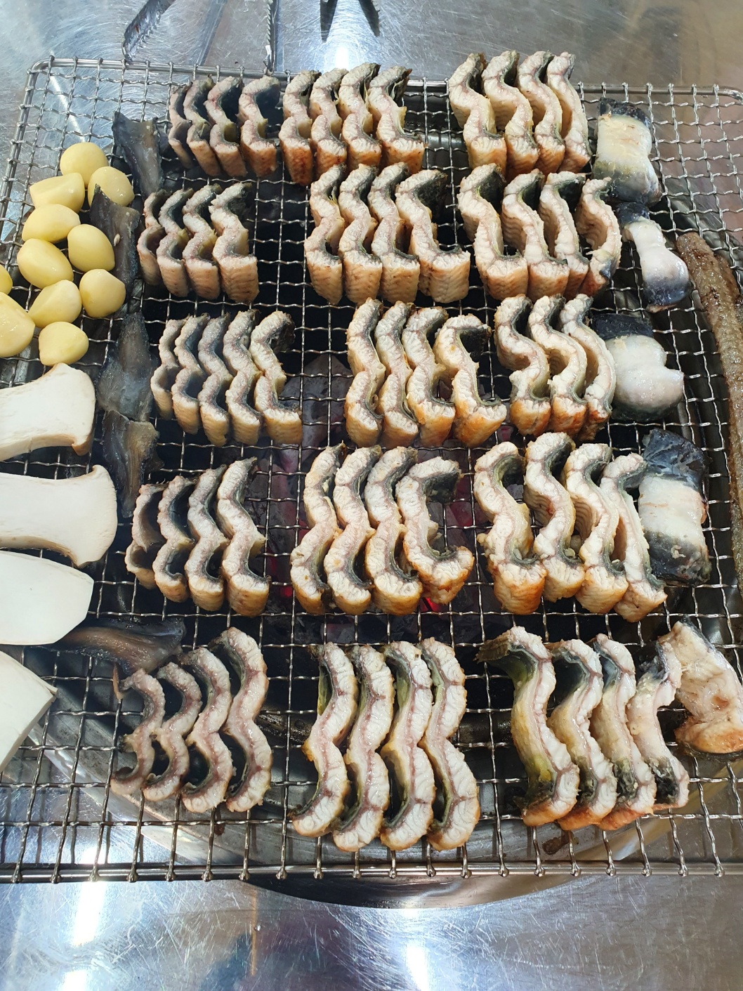 디너의여왕 - [전남 목포] 평화숯불민물장어구이 1차