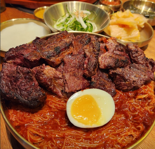디너의여왕 - [경남 창원] 압구정화로구이 상남점 1차