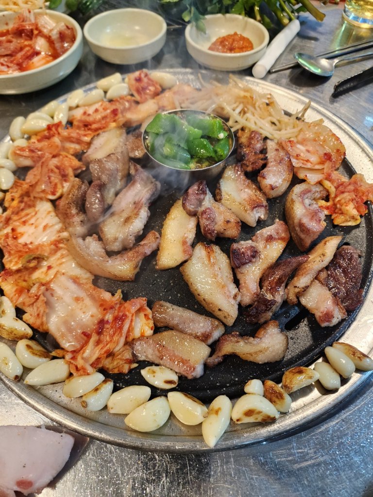 디너의여왕 - [경남 김해] 김정식의삼일뒷고기 1차