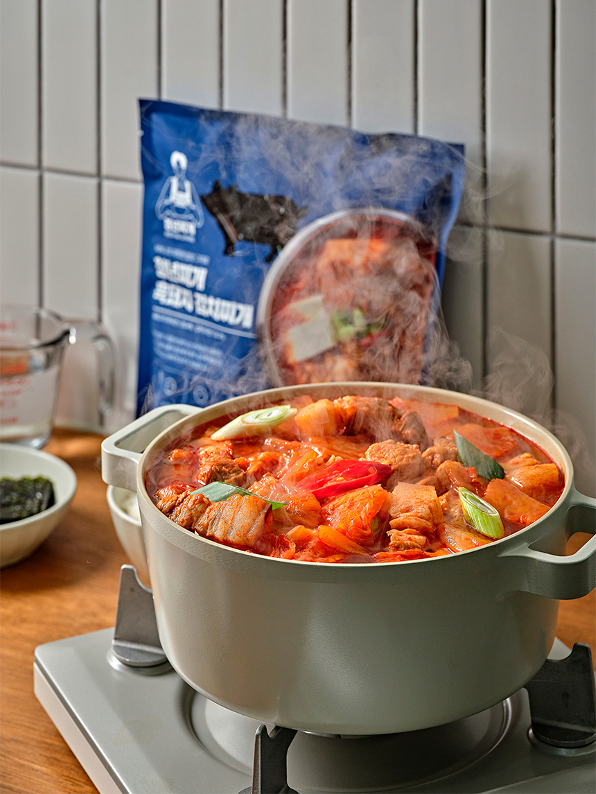 디너의여왕 - [구매평] [청년찌개옥길퀸즈파크점] 흑돼지 김치찌개 밀키트 2~3인 1차