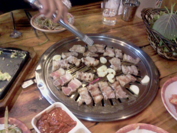디너의여왕 - 갤러리 | 벌집삼겹살 경주동천점 - 경주시 동천동 한식 돼지고기구이 추천맛집