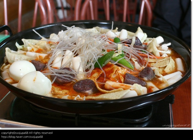 디너의여왕 - 돈구이 돼지 바람났네 - 북구 문흥동 한식 돼지고기구이 추천맛집