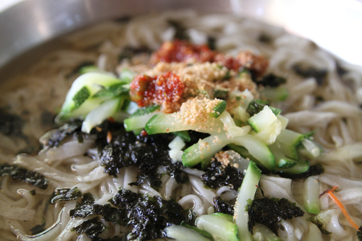 디너의여왕 - 갤러리 | 동곡 옛날 검은콩 뽕잎 손칼국수 집 - 달성군 하빈면 한식 칼국수 만두 추천맛집
