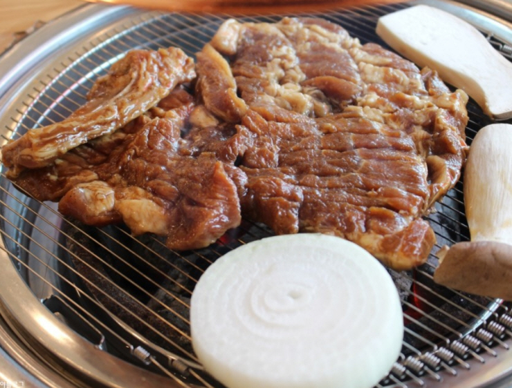 디너의여왕 - [대구 서구] 숯불향 사르르 배인 돼지갈비 1차 디너의여왕 - [대구 서구]  숯불향 사르르 배인 돼지갈비 1차
