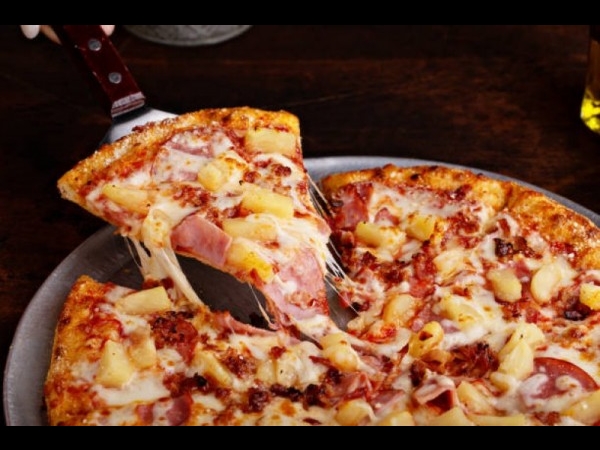 [서울 관악]  쭈욱 늘어나는 치즈가 듬뿍있는 피자