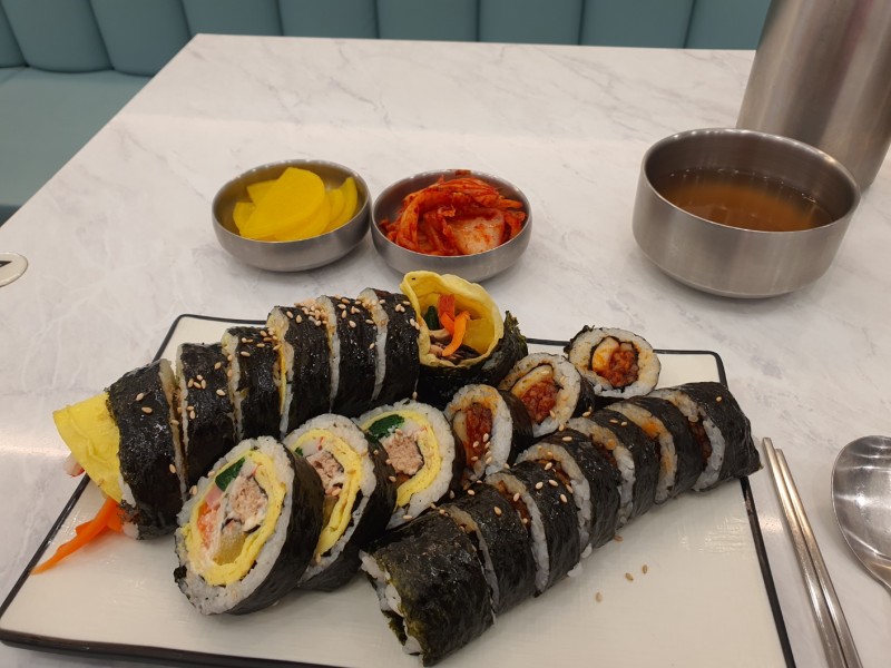 디너의여왕 - [서울 성동] 해밀칼국수&김밥 4차