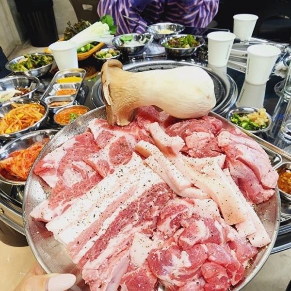 디너의여왕 - [경남 김해] 명성고깃집 장유 1차