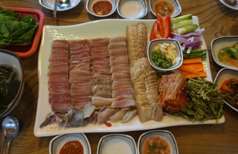 디너의여왕 - [대전 중구] 코가 뻥뚫리는 홍어삼합 1차 디너의여왕 - [대전 중구] 코가 뻥뚫리는 홍어삼합  1차