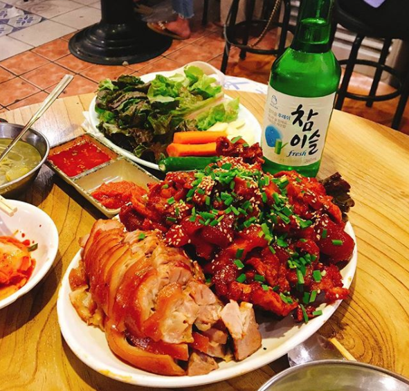 디너의여왕 - 창신동매운족발 본점 - 종로구 창신동 음식점 한식 육류,고기 족발,보쌈 추천맛집