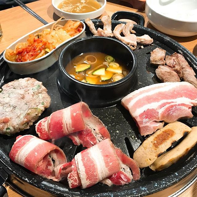 디너의여왕 - 갤러리 | 엉터리생고기 흑석본점 - 동작구 흑석동 음식점 한식 육류,고기 갈비 엉터리생고기 추천맛집