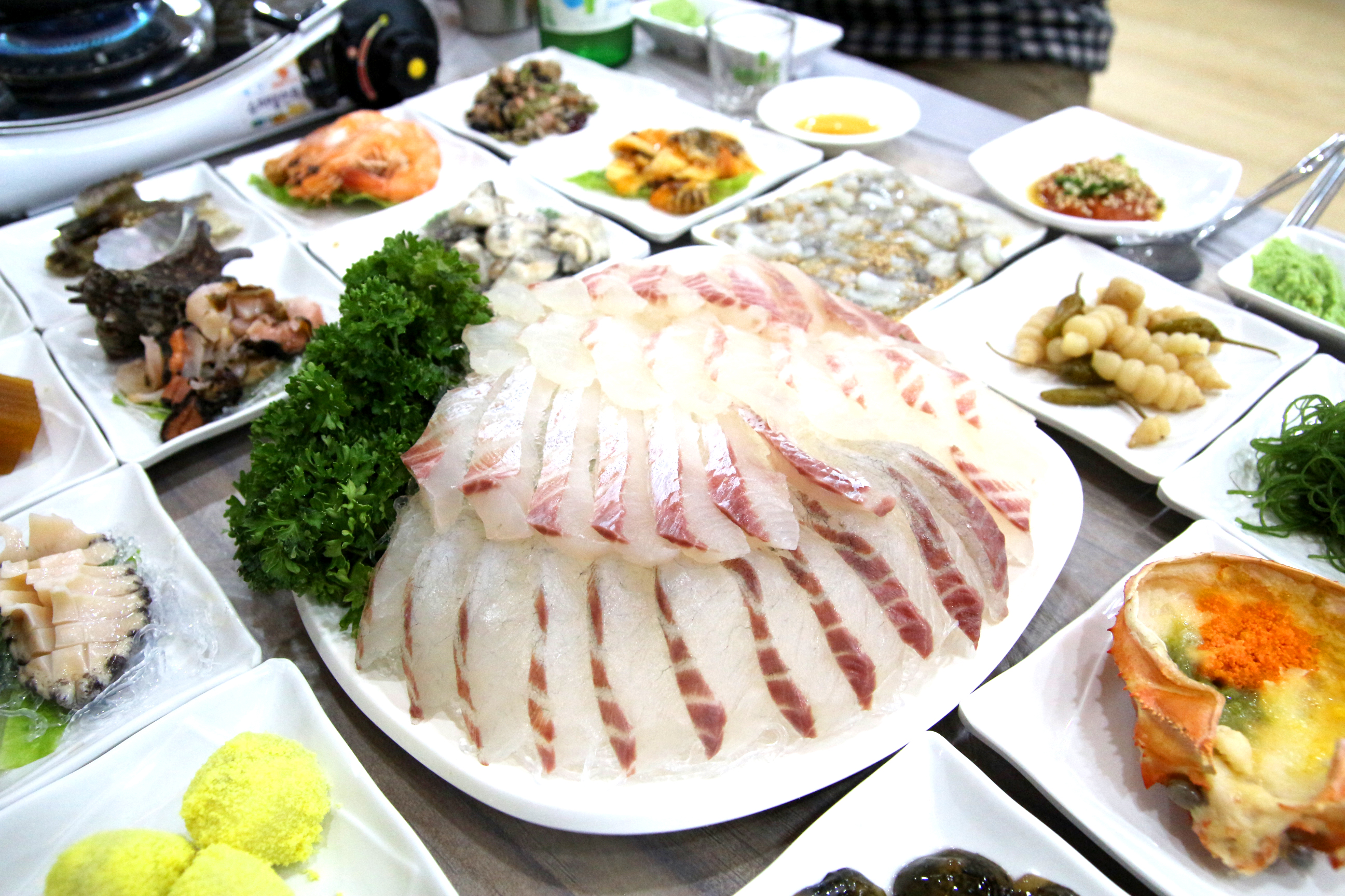 디너의여왕 - 갤러리 | 군산횟집 - 여수시 돌산읍 음식점 한식 해물,생선 회 추천맛집