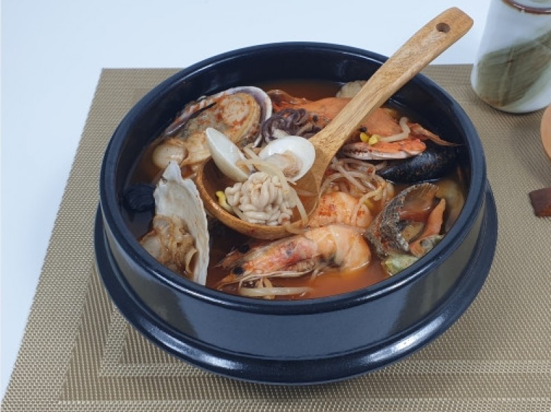 디너의여왕 - [배송] 용궁이야기 푸짐한 용궁 해물탕 밀키트 1차