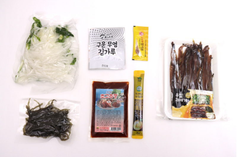 디너의여왕 - [비비수산] 과메기 초무침 밀키트 6차